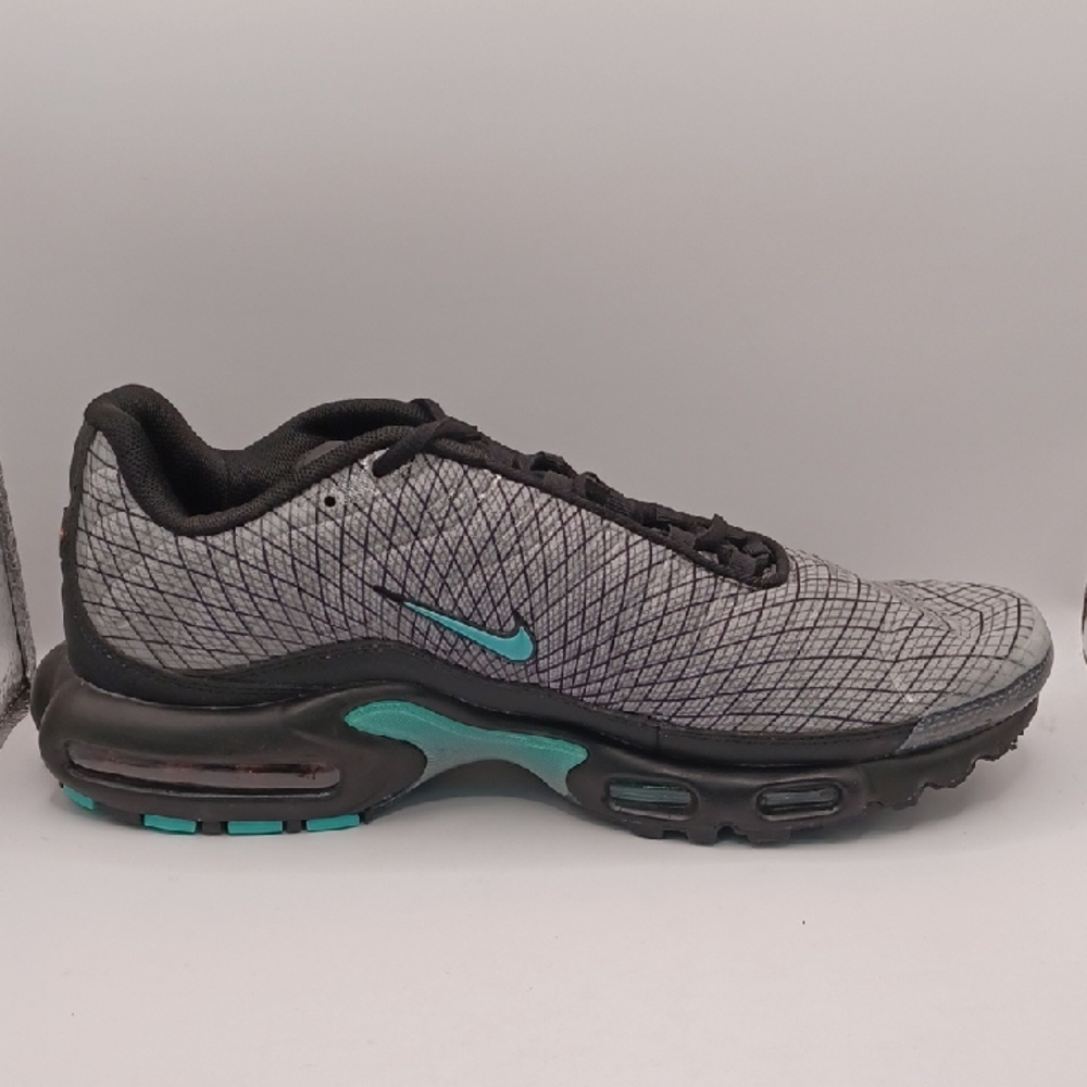 NEW Nike Air Max Plus TN-Black/Spirograph Sneakers Men Size 12 US FB3351-001 - Picture 5 of 12